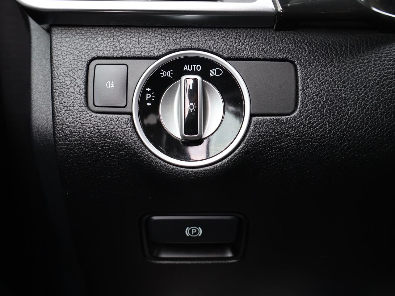 2015 Mercedes-Benz ML-Class ML350 DIESEL AWD *M.B MAINTAIN* 360 CAMERA NAV BLUETOOTH LEATHER HEATED SEATS PANO ROOF CRUISE ALLOYS Photo