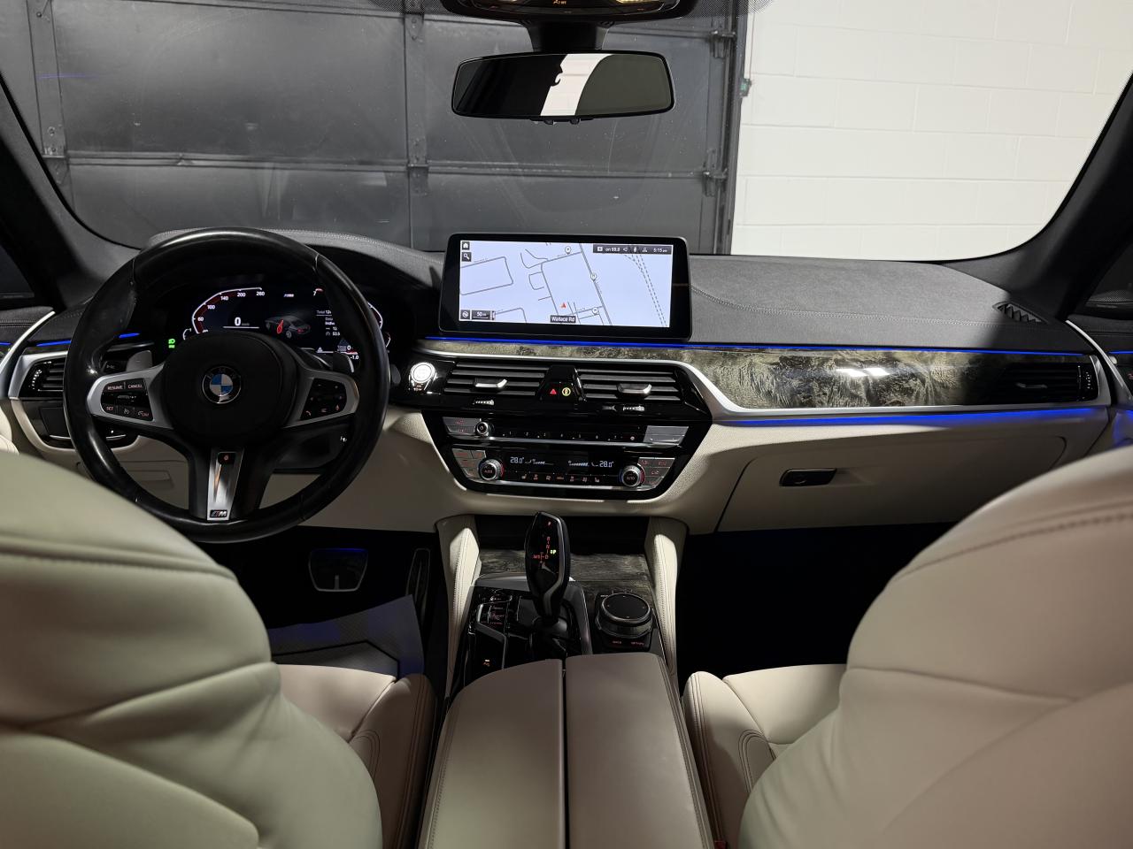 2022 BMW 5 Series 530i xDrive M-SPORT|NAVI|BACKUP|SUNROOF Photo