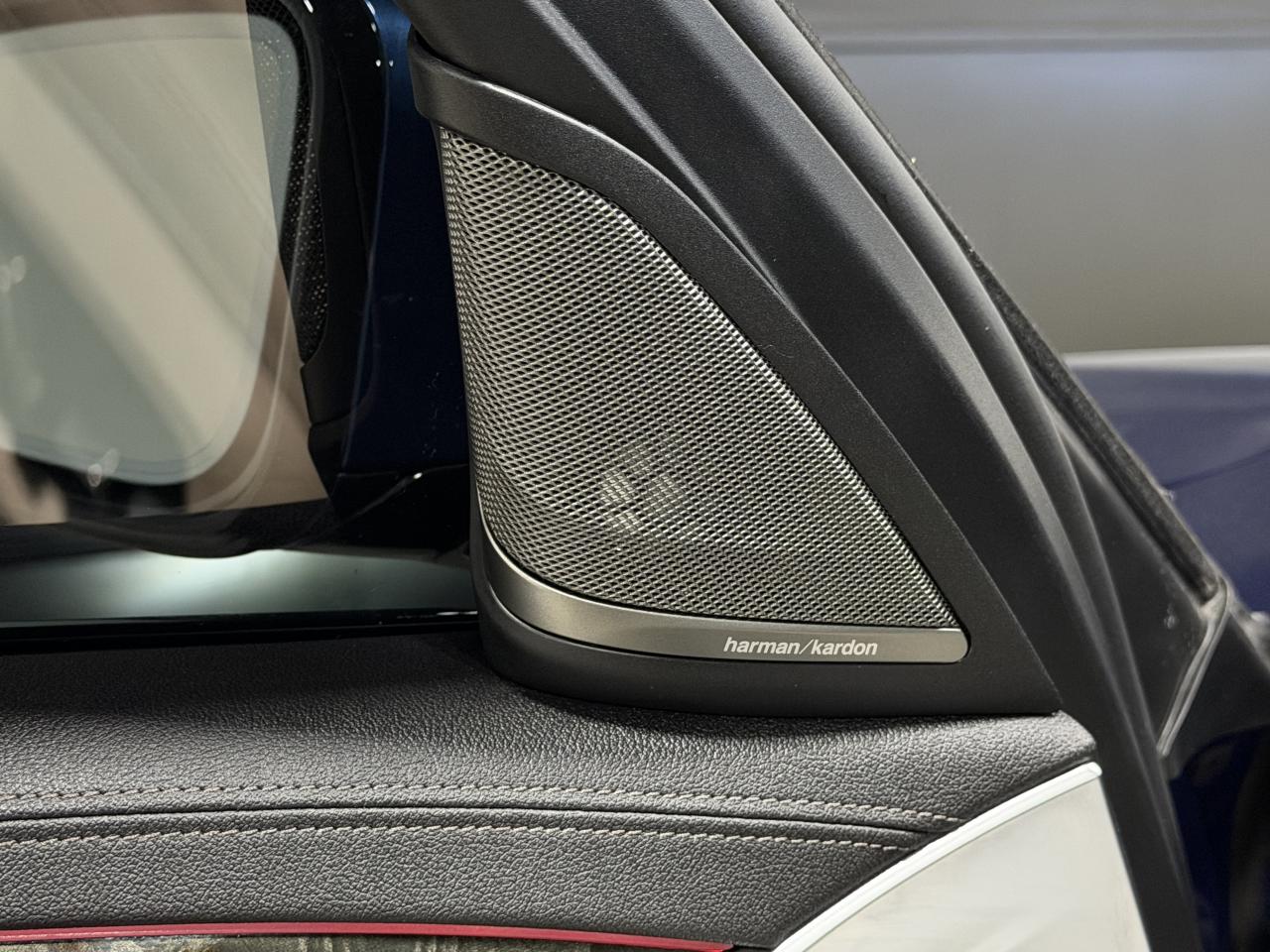 2022 BMW 5 Series 530i xDrive M-SPORT|NAVI|BACKUP|SUNROOF Photo