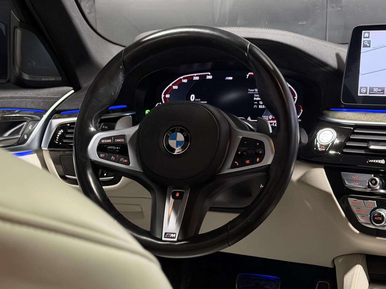 2022 BMW 5 Series 530i xDrive M-SPORT|NAVI|BACKUP|SUNROOF Photo