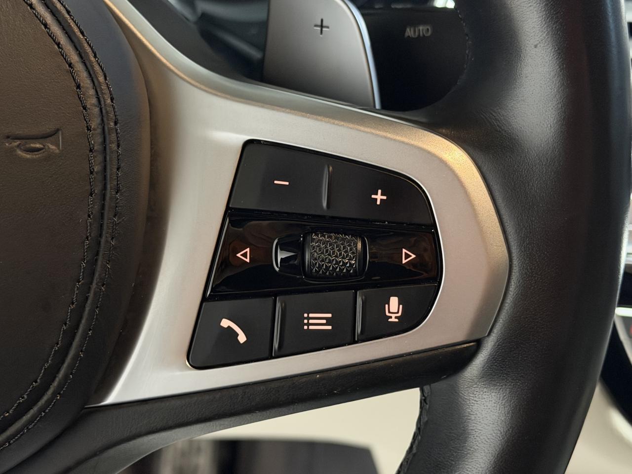 2022 BMW 5 Series 530i xDrive M-SPORT|NAVI|BACKUP|SUNROOF Photo