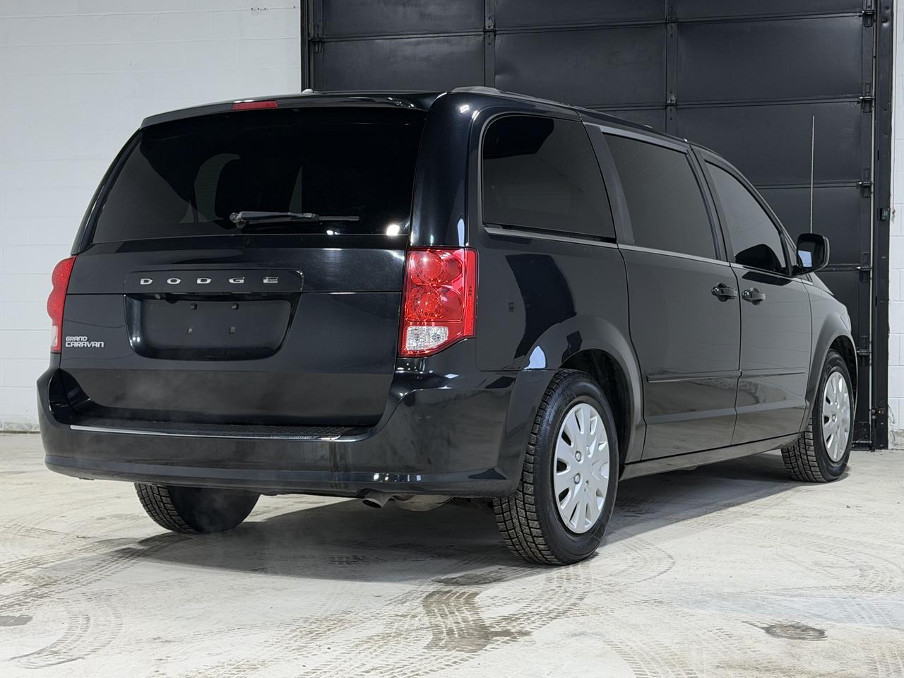 2015 Dodge Grand Caravan SXT Premium Plus DVDS|BACKUP|3.6L Photo2