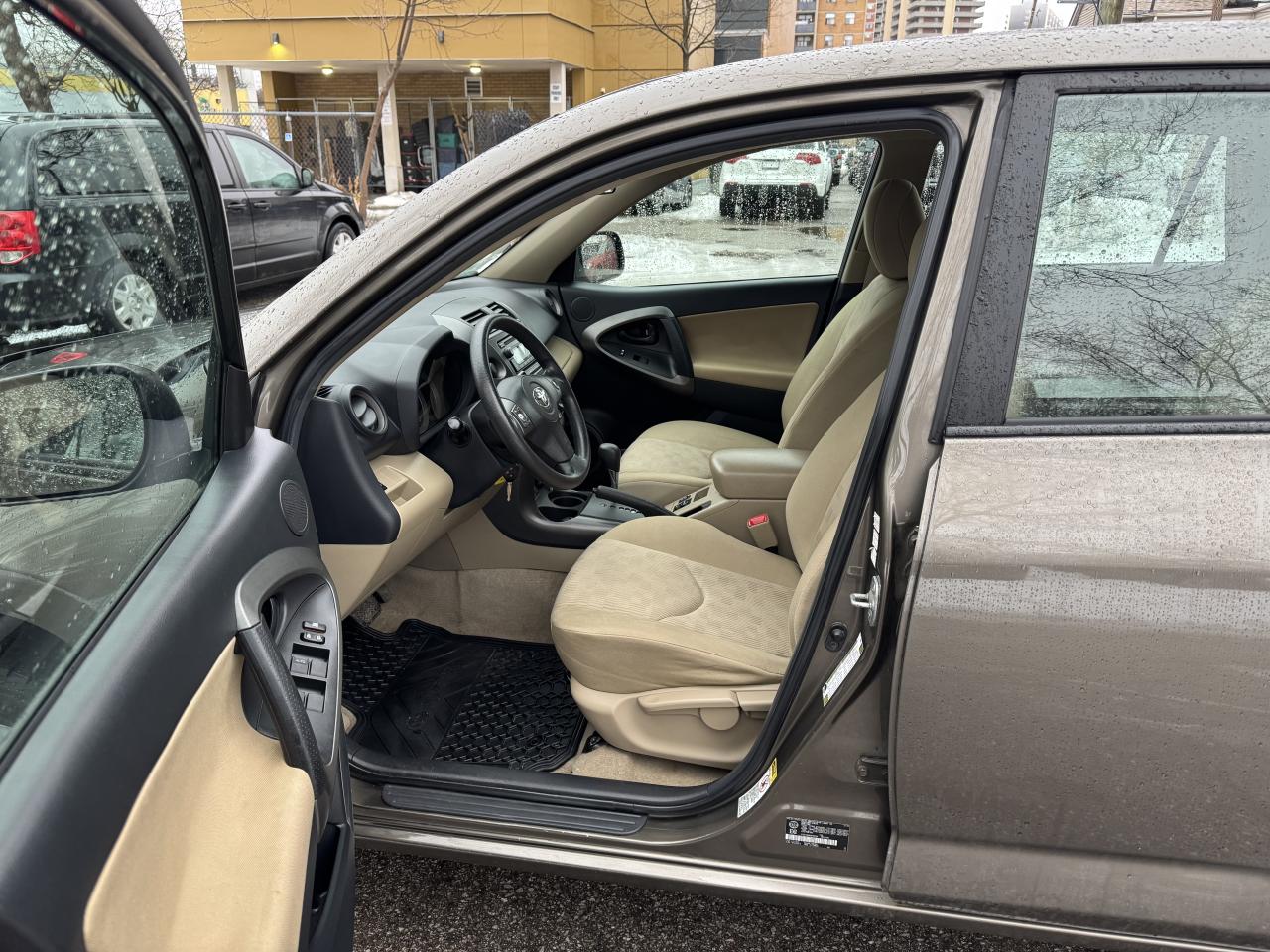 2012 Toyota RAV4  Photo