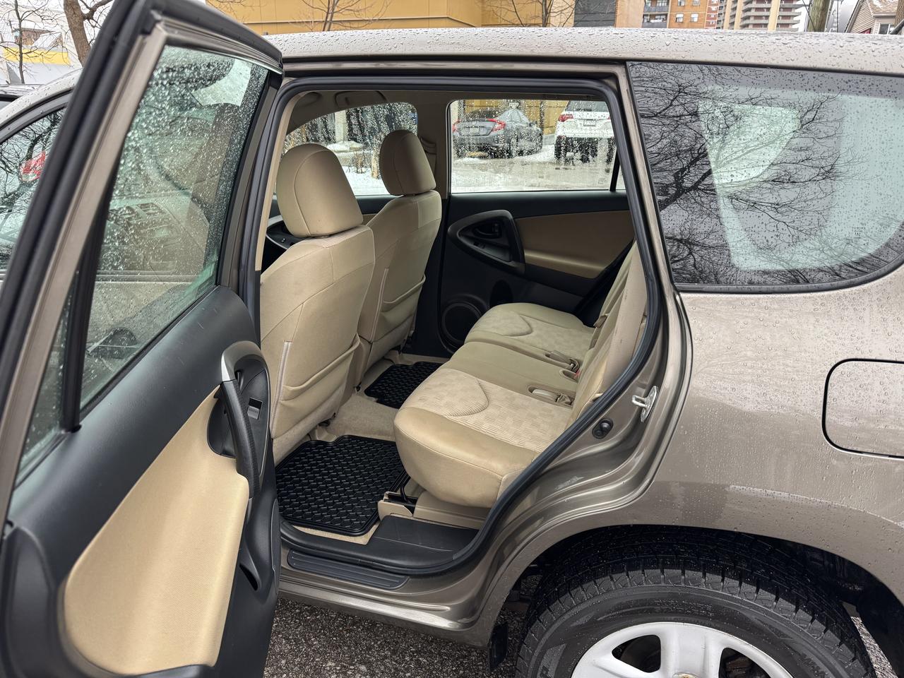 2012 Toyota RAV4  Photo