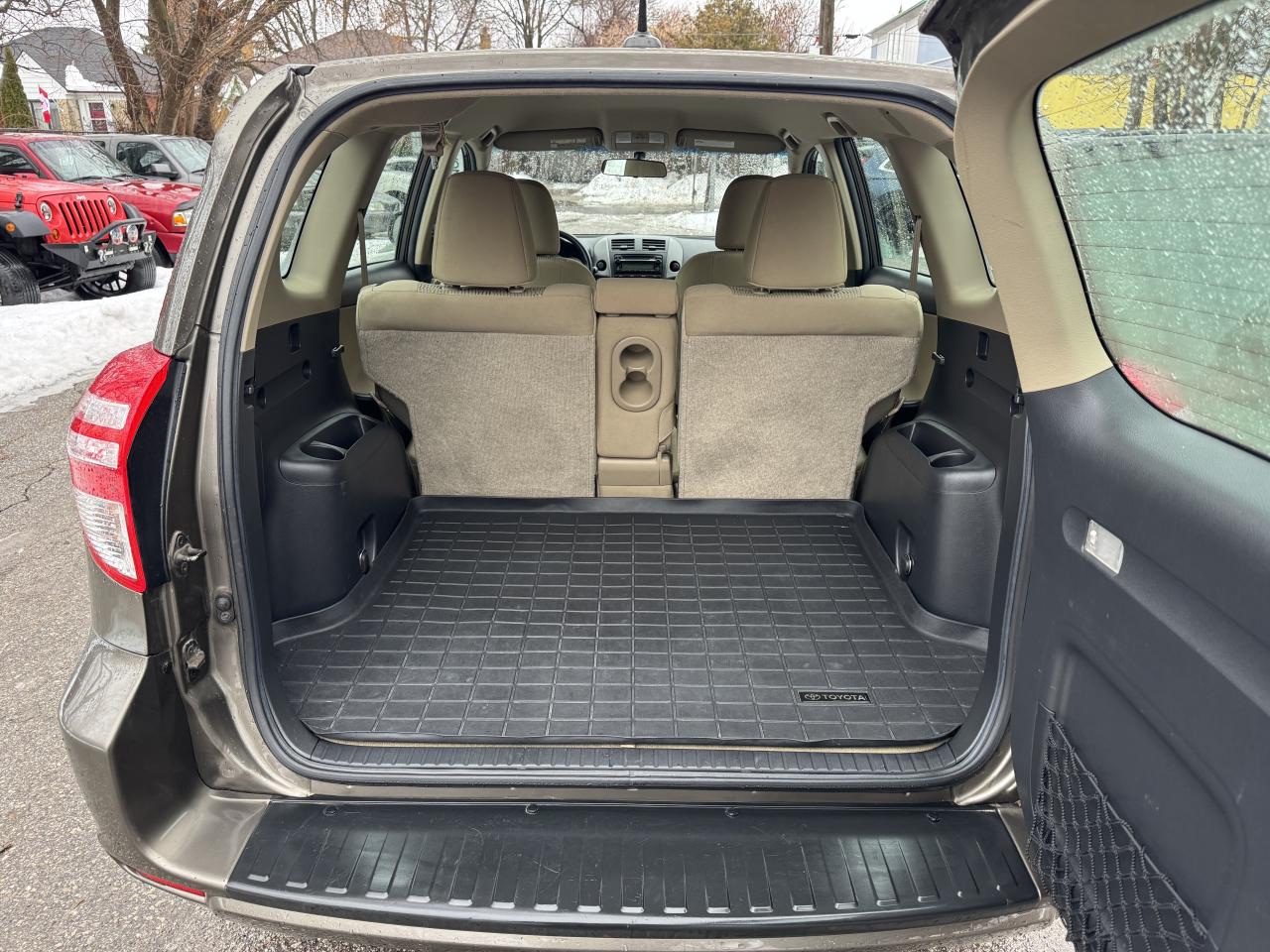 2012 Toyota RAV4  Photo