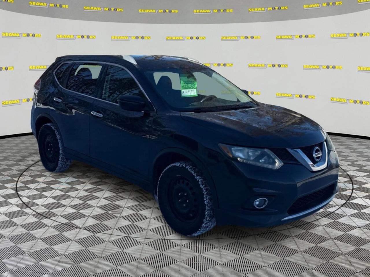 2016 Nissan Rogue SV - Photo #1