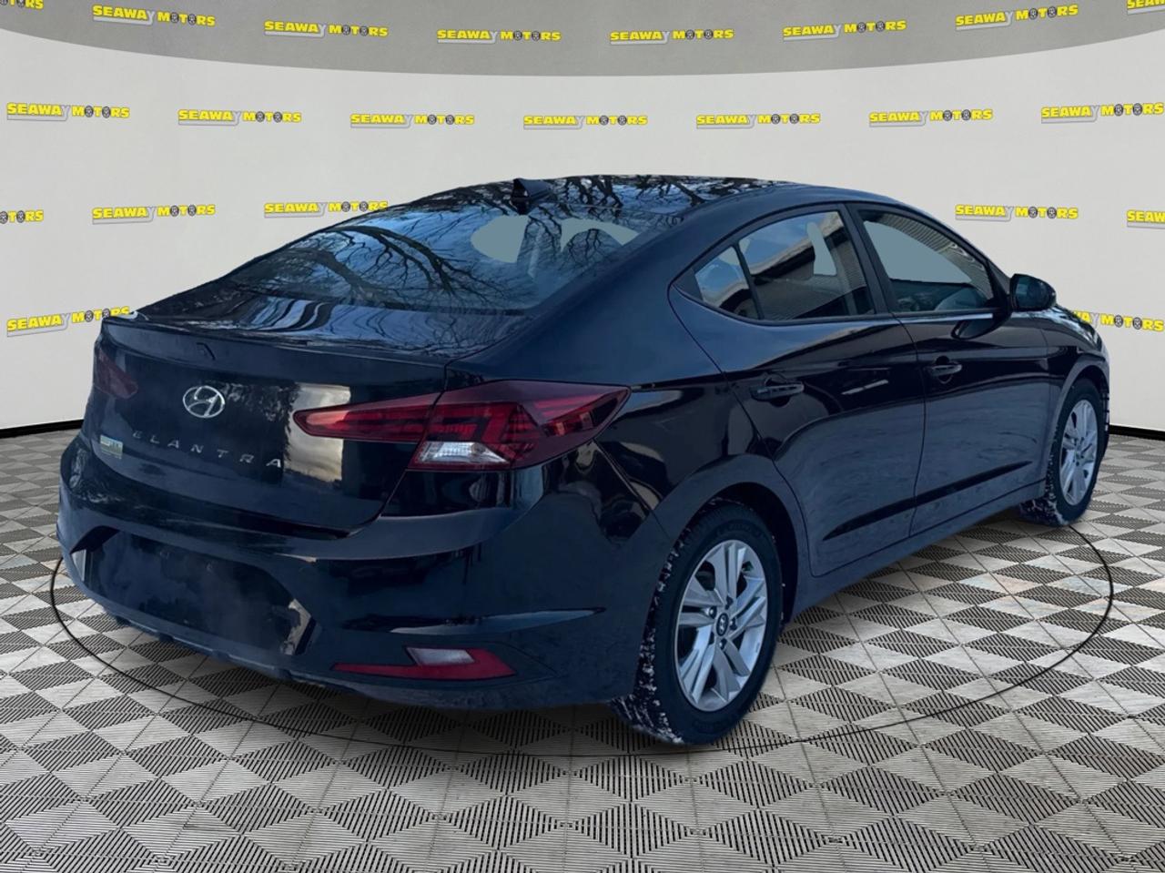 2020 Hyundai Elantra Preferred Photo