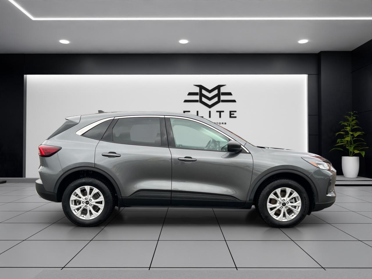 2024 Ford Escape Active AWD - Blind Spot Monitor - Backup Camera !!! Photo