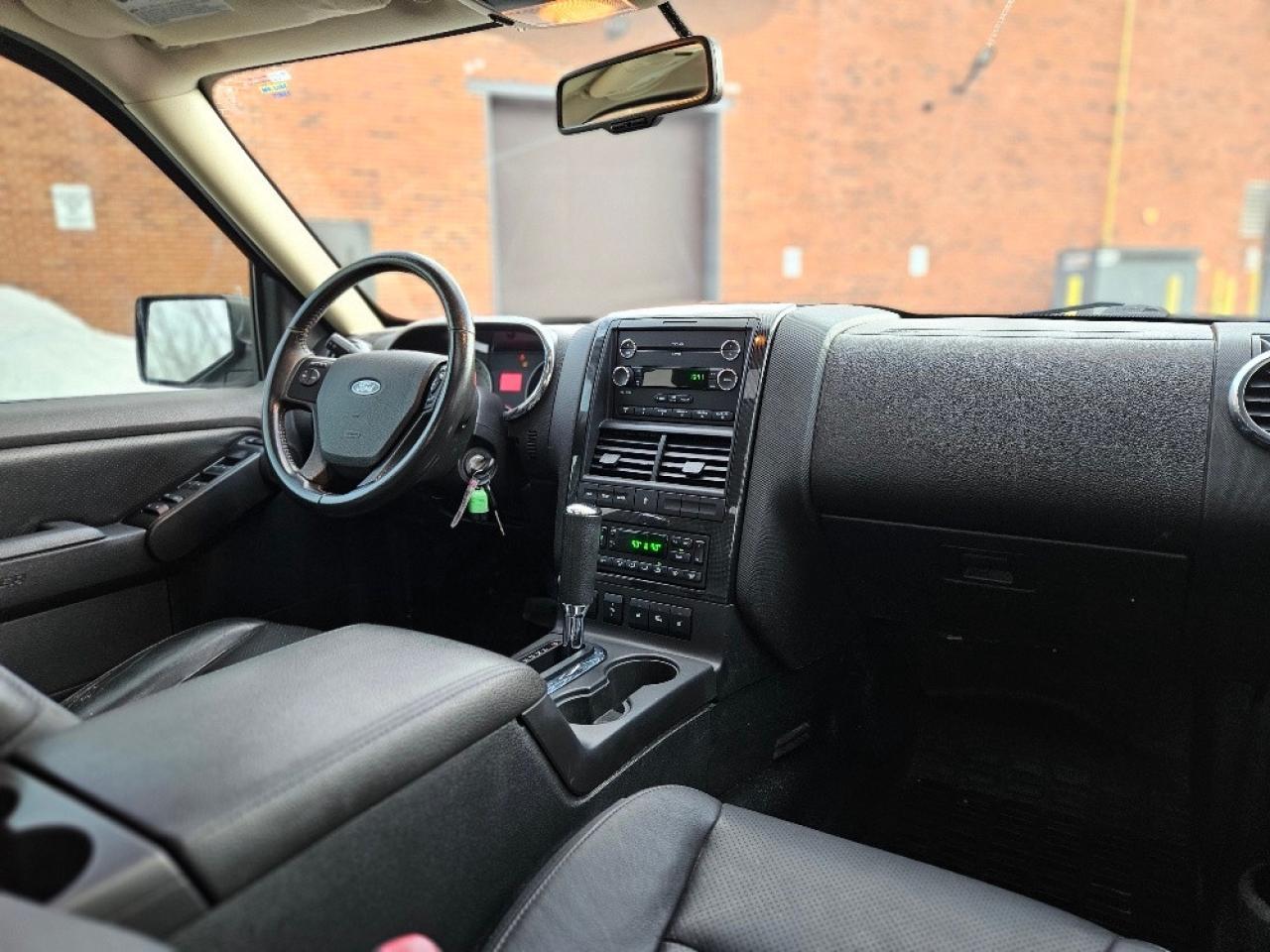 2010 Ford Explorer Sport Trac AWD ADRENALIN-4.6L V8-LEATHER-ROOF-NO ACCIDENTS Photo