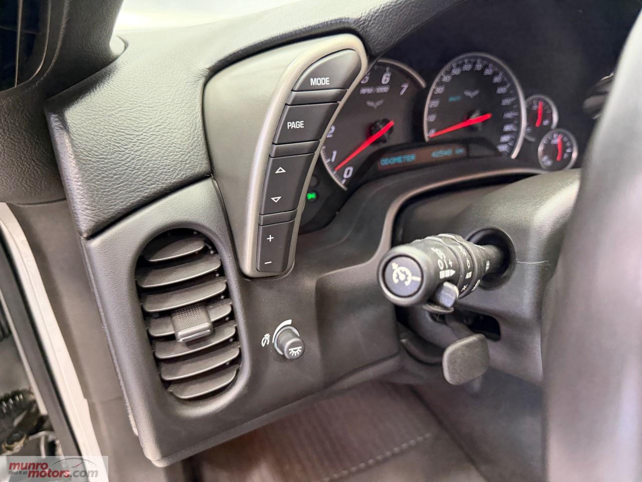 2005 Chevrolet Corvette 2dr Cpe Photo