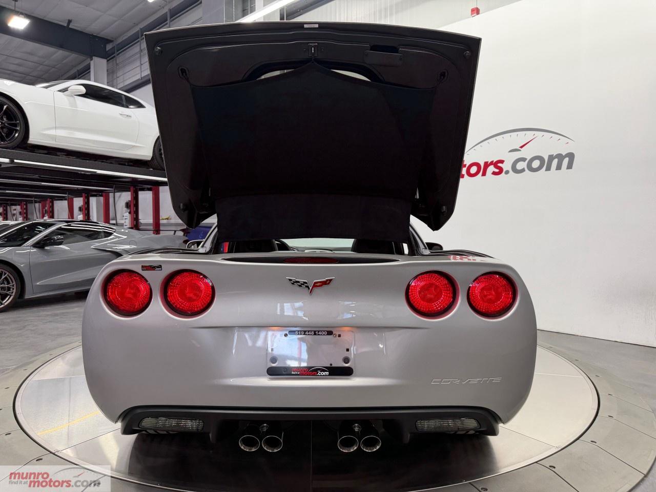2005 Chevrolet Corvette 2dr Cpe Photo