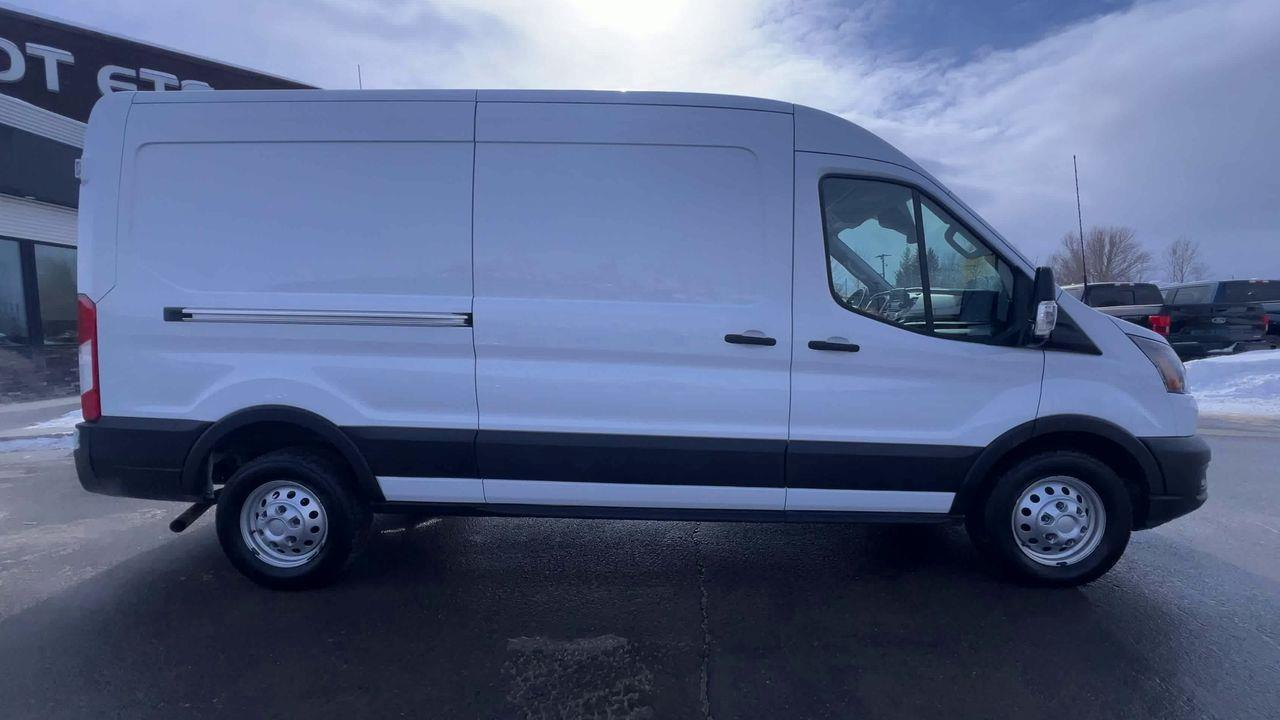 2023 Ford Transit 250 AWD, 2 PASSENGER, BACK UP CAM, POWER WINDOWS/MIRRORS/LOCKS, SIRIUS XM!! Photo4