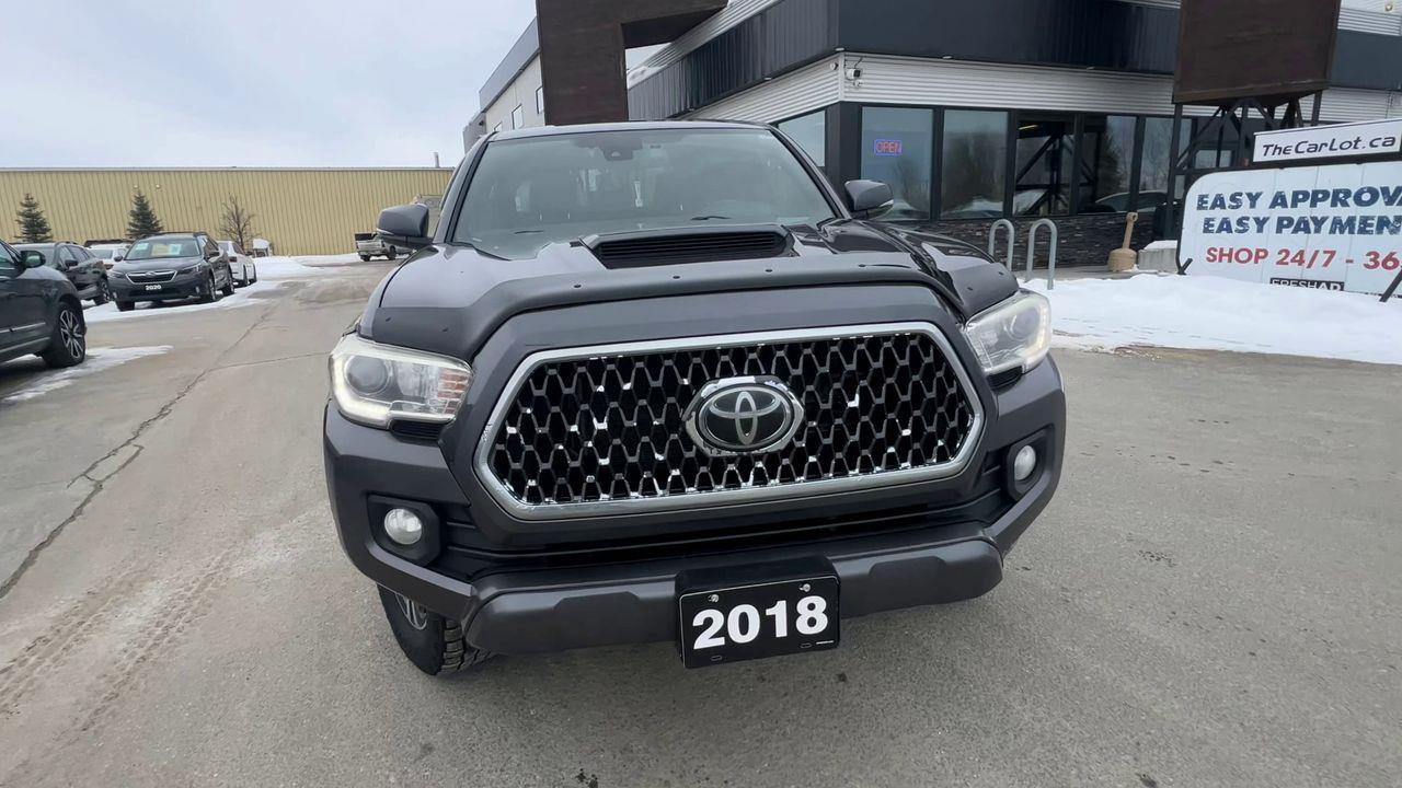2018 Toyota Tacoma TRD SPORT 4X4 Photo