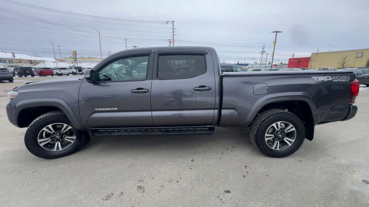 2018 Toyota Tacoma TRD SPORT 4X4 Photo