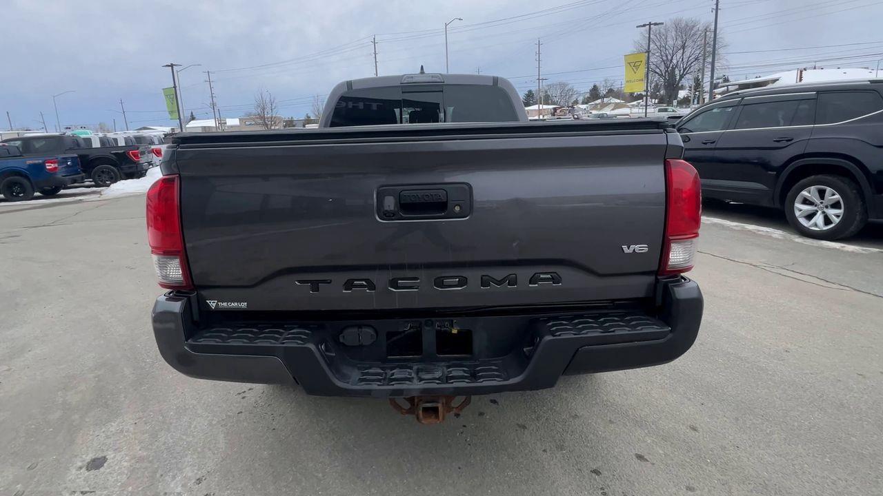 2018 Toyota Tacoma TRD SPORT 4X4 Photo