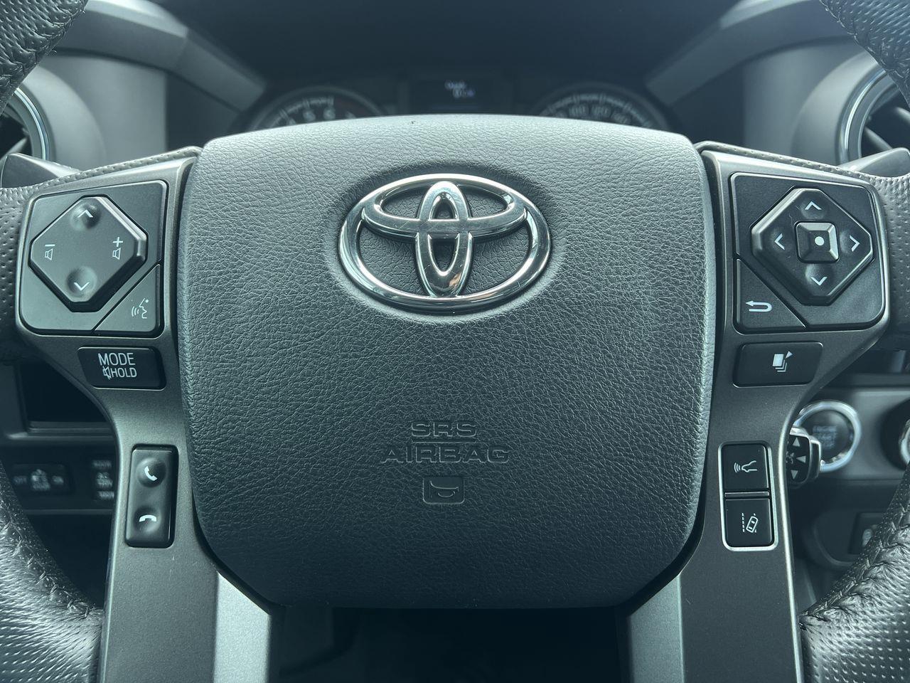 2018 Toyota Tacoma TRD SPORT 4X4 Photo