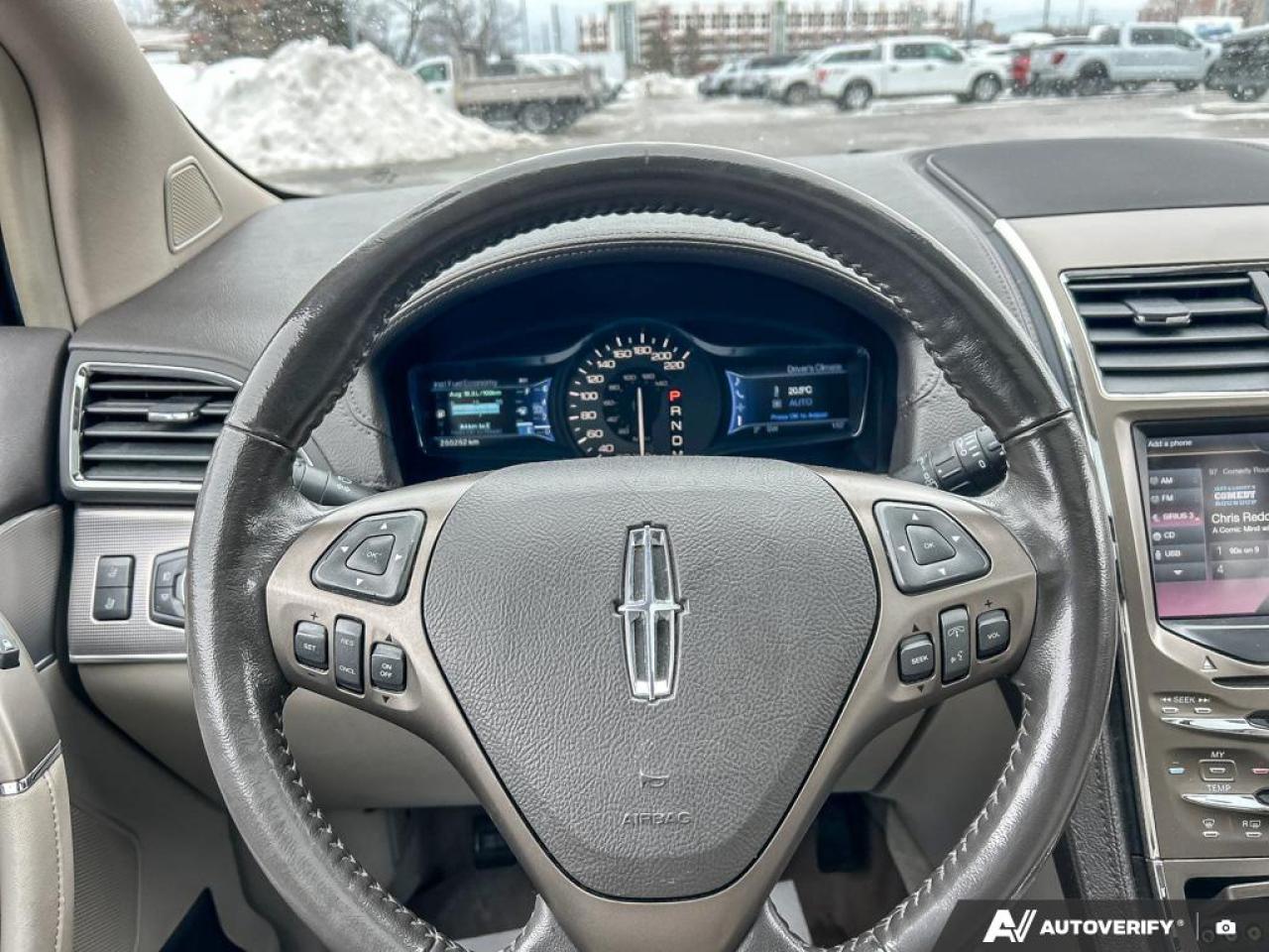 2011 Lincoln MKX 300A|NAV|PANO ROOF|COOLED SEATS|SVC RECORDS Photo