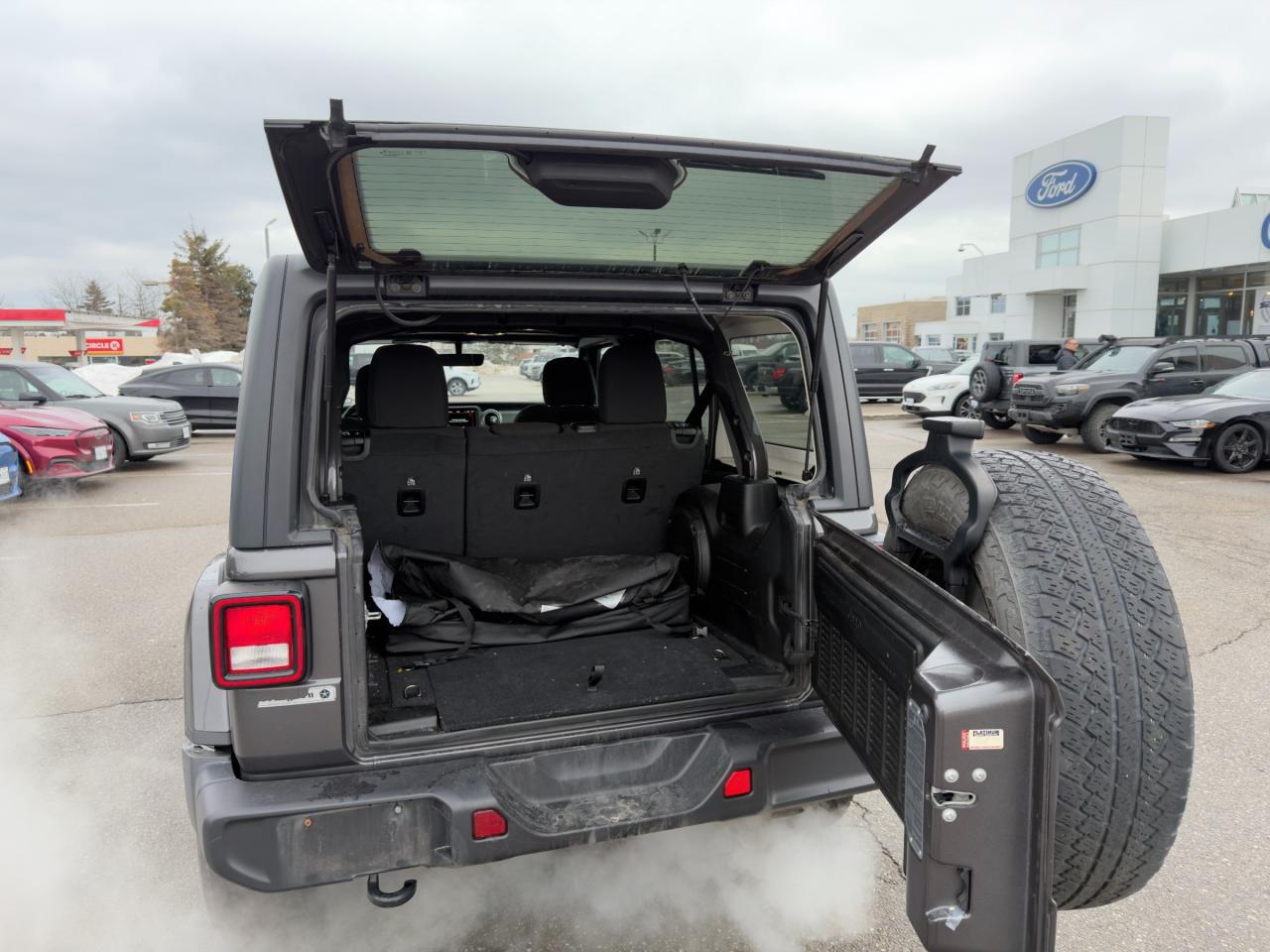 2020 Jeep Wrangler Unlimited Sahara 22E|COLD WEATHER|NAV|REMOTE START Photo