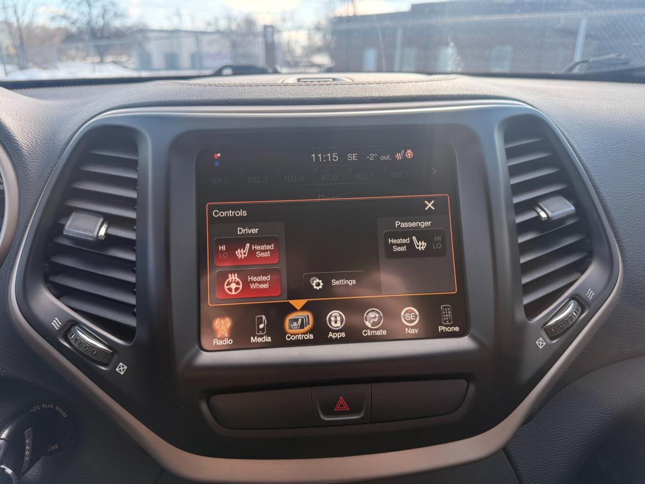 2017 Jeep Cherokee North 4X4! Photo