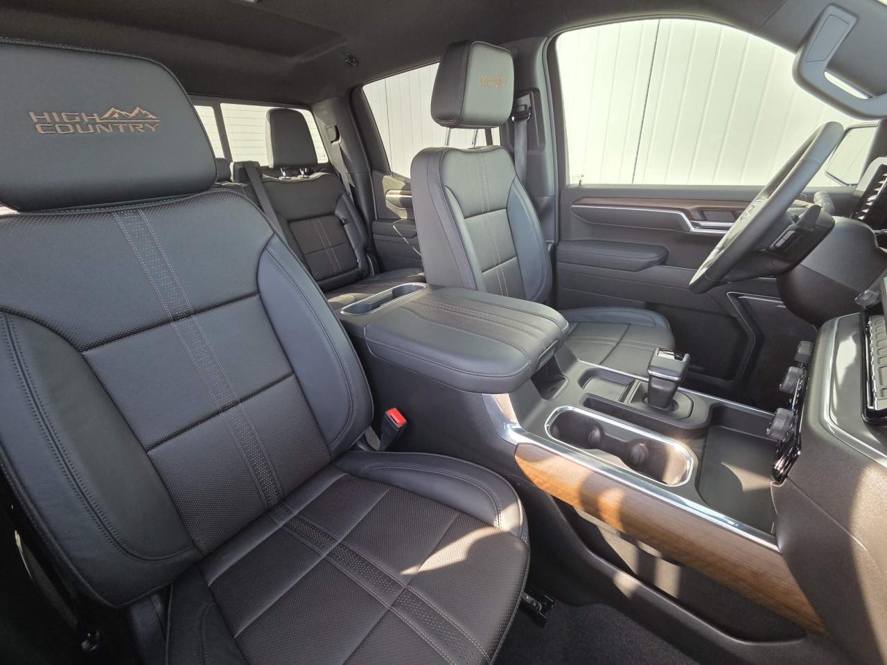 2026 Chevrolet Silverado 1500 High Country One Owner | Midnight Edition | 20" Wheels Photo