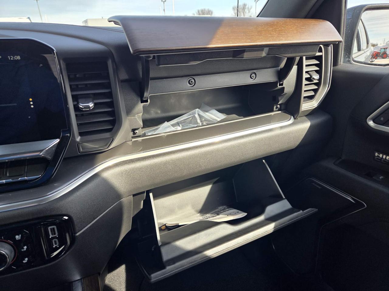 2026 Chevrolet Silverado 1500 High Country One Owner | Midnight Edition | 20" Wheels Photo