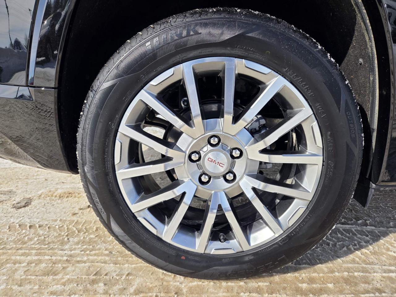 2026 GMC Terrain Denali Sunroof | Tech Pkg | 19" Wheels Photo