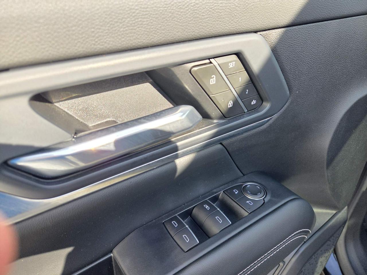 2026 GMC Terrain Denali Sunroof | Tech Pkg | 19" Wheels Photo