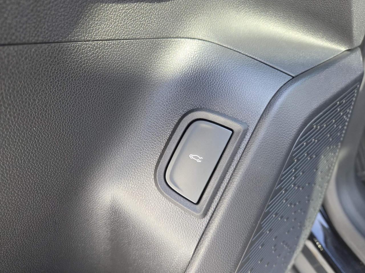 2026 GMC Terrain Denali Sunroof | Tech Pkg | 19" Wheels Photo