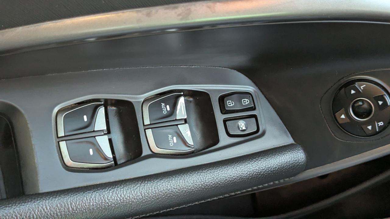 2018 Hyundai Santa Fe XL Premium Photo