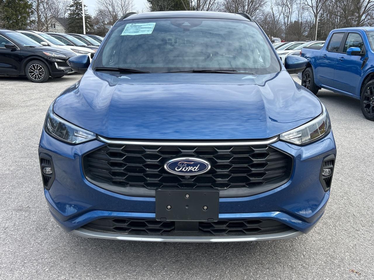 2023 Ford Escape ST-Line Select AWD Photo