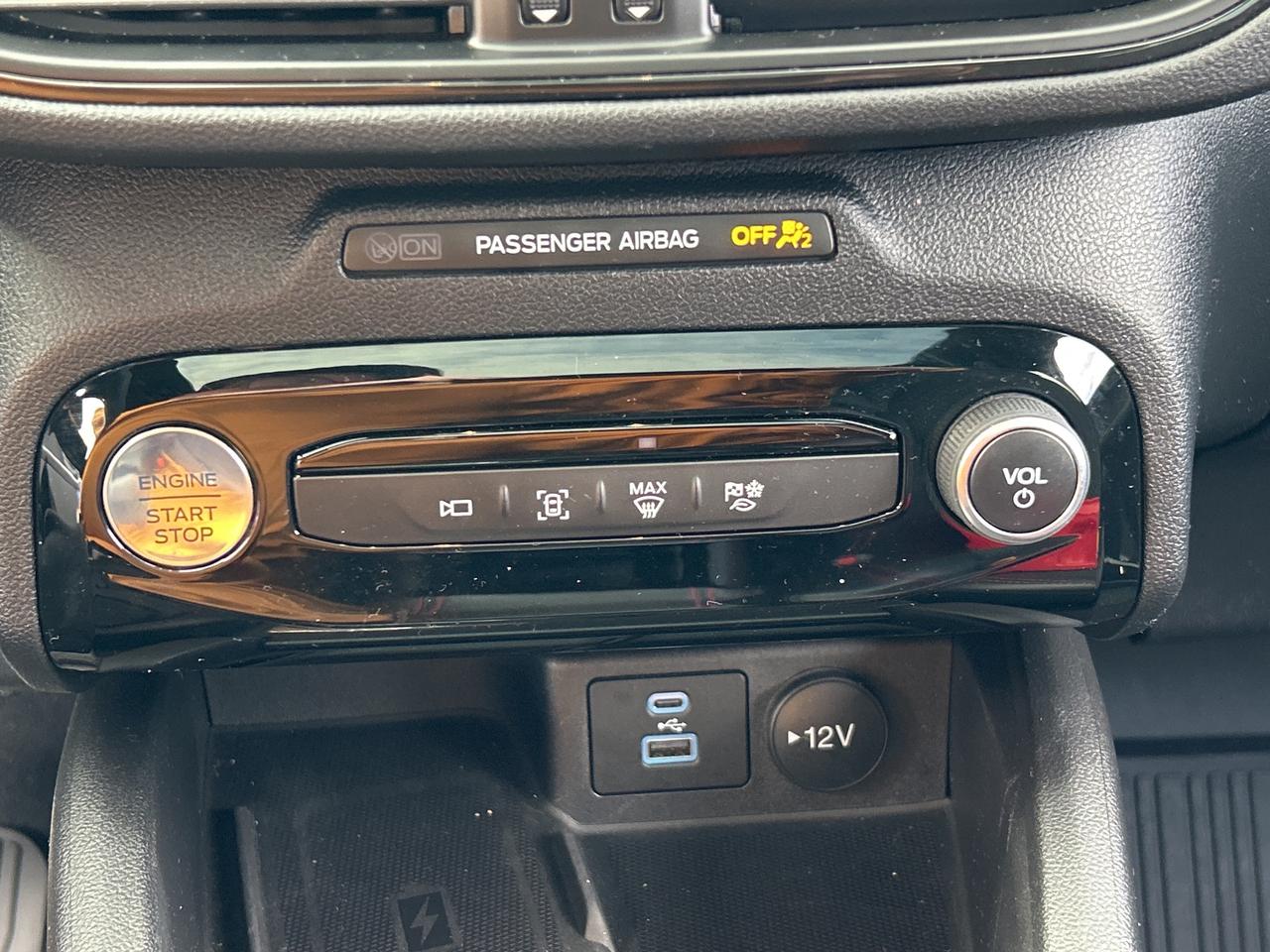 2023 Ford Escape ST-Line Select AWD Photo