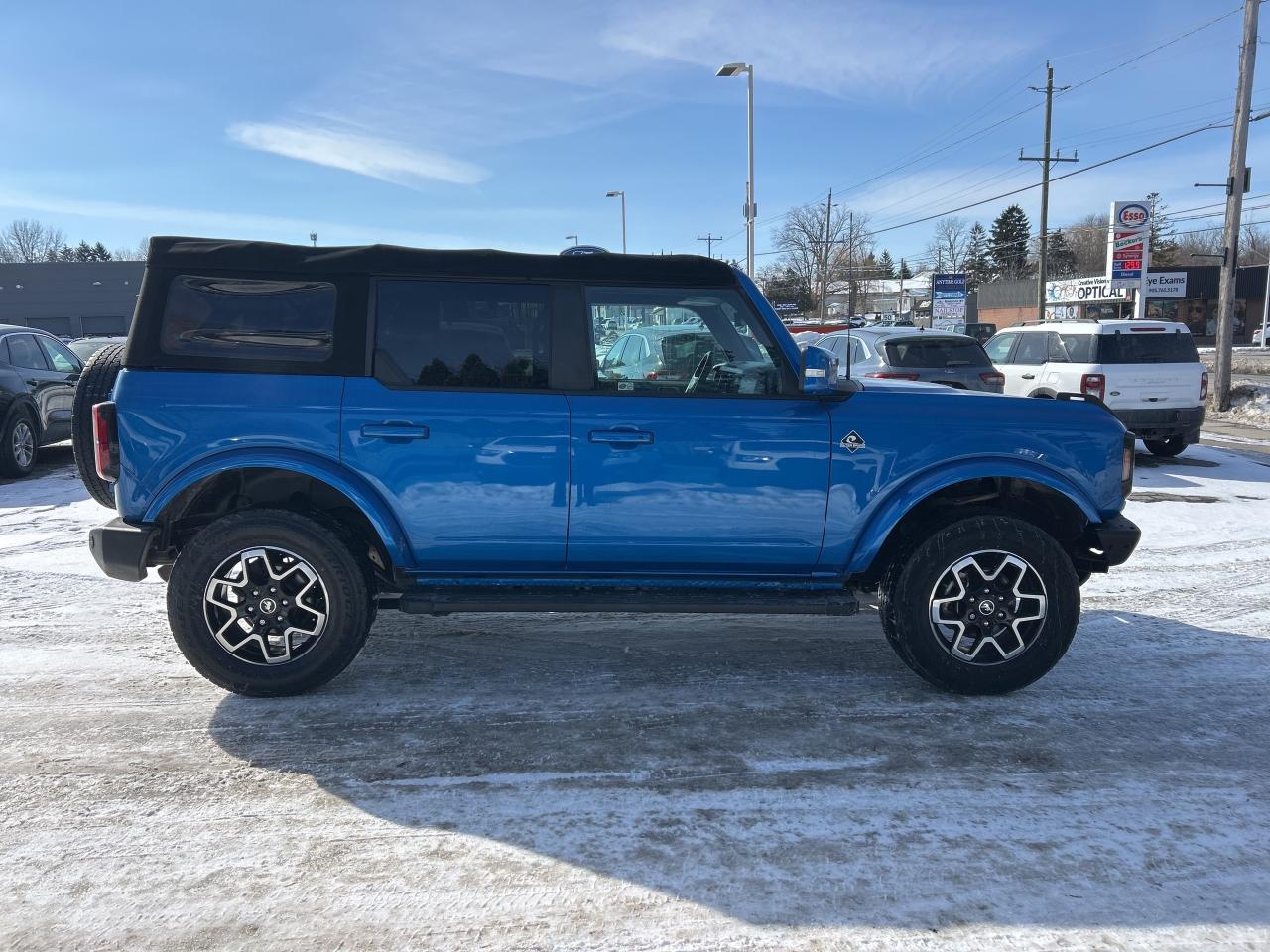 2021 Ford Bronco Outer Banks 4 Door Advanced 4x4 Photo