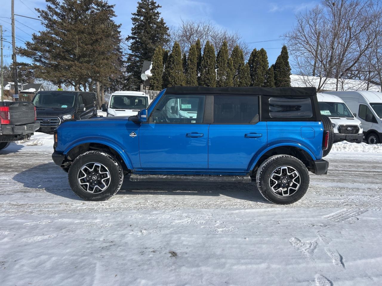 2021 Ford Bronco Outer Banks 4 Door Advanced 4x4 Photo