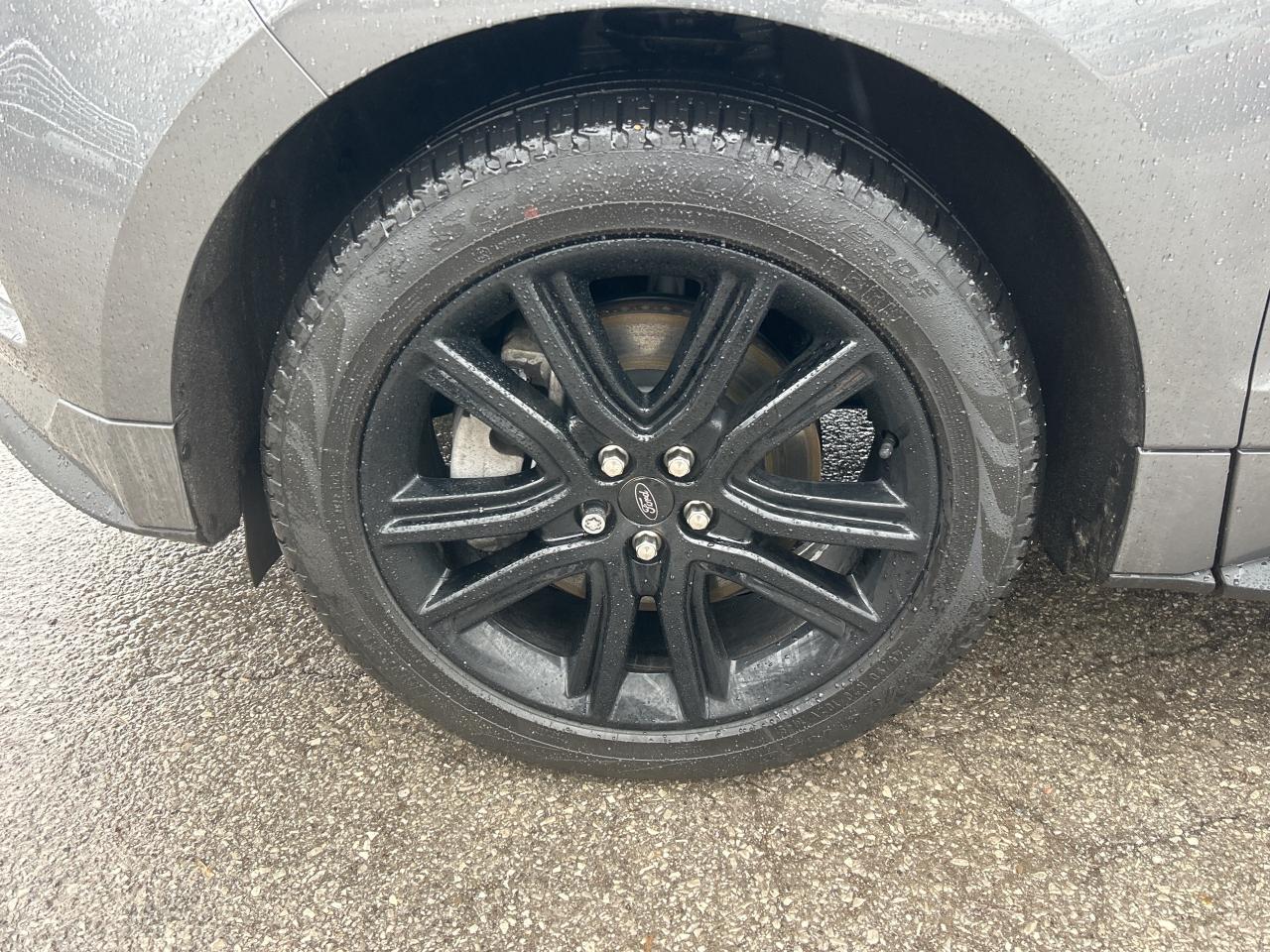 2024 Ford Edge ST Line AWD Photo