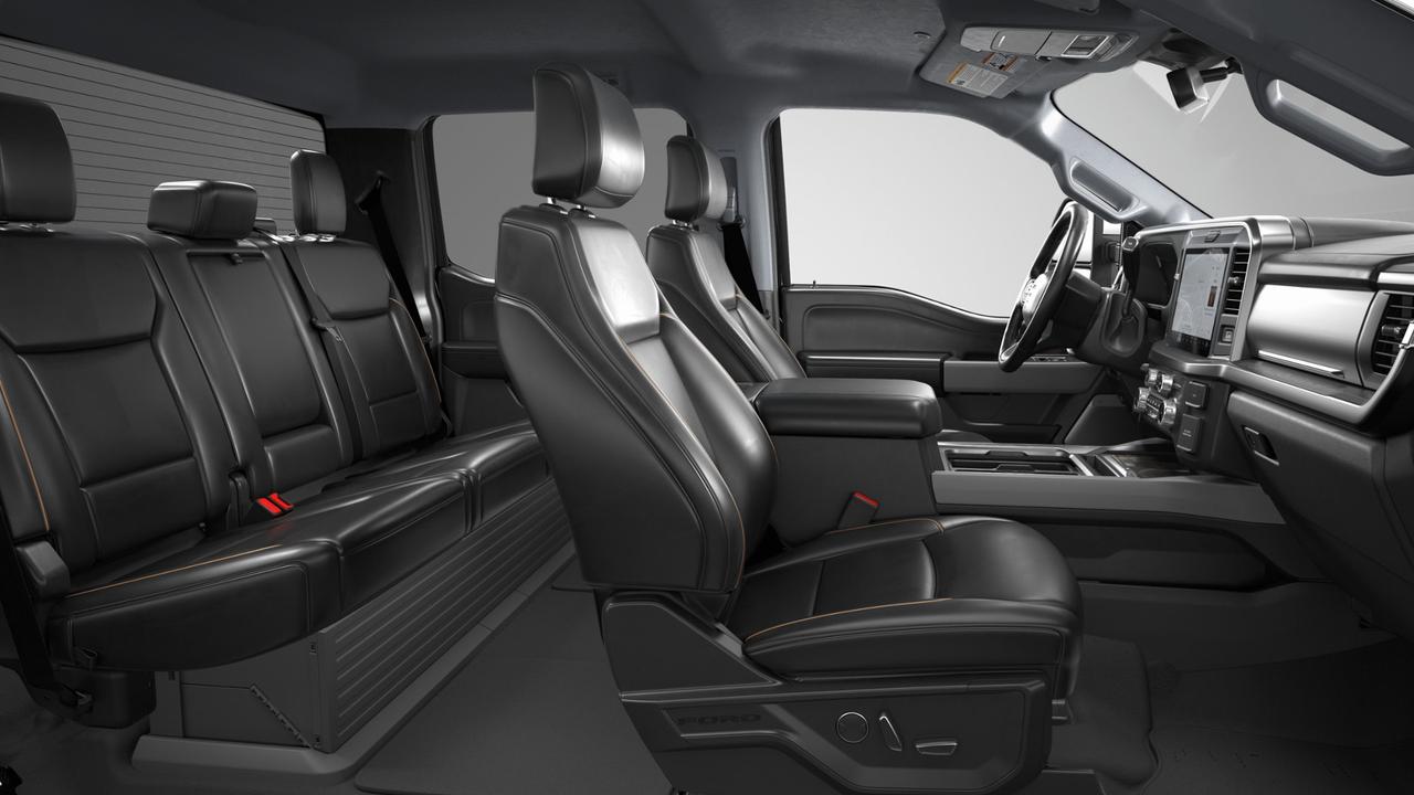 2026 Ford F-250 Super Duty SRW Lariat Photo