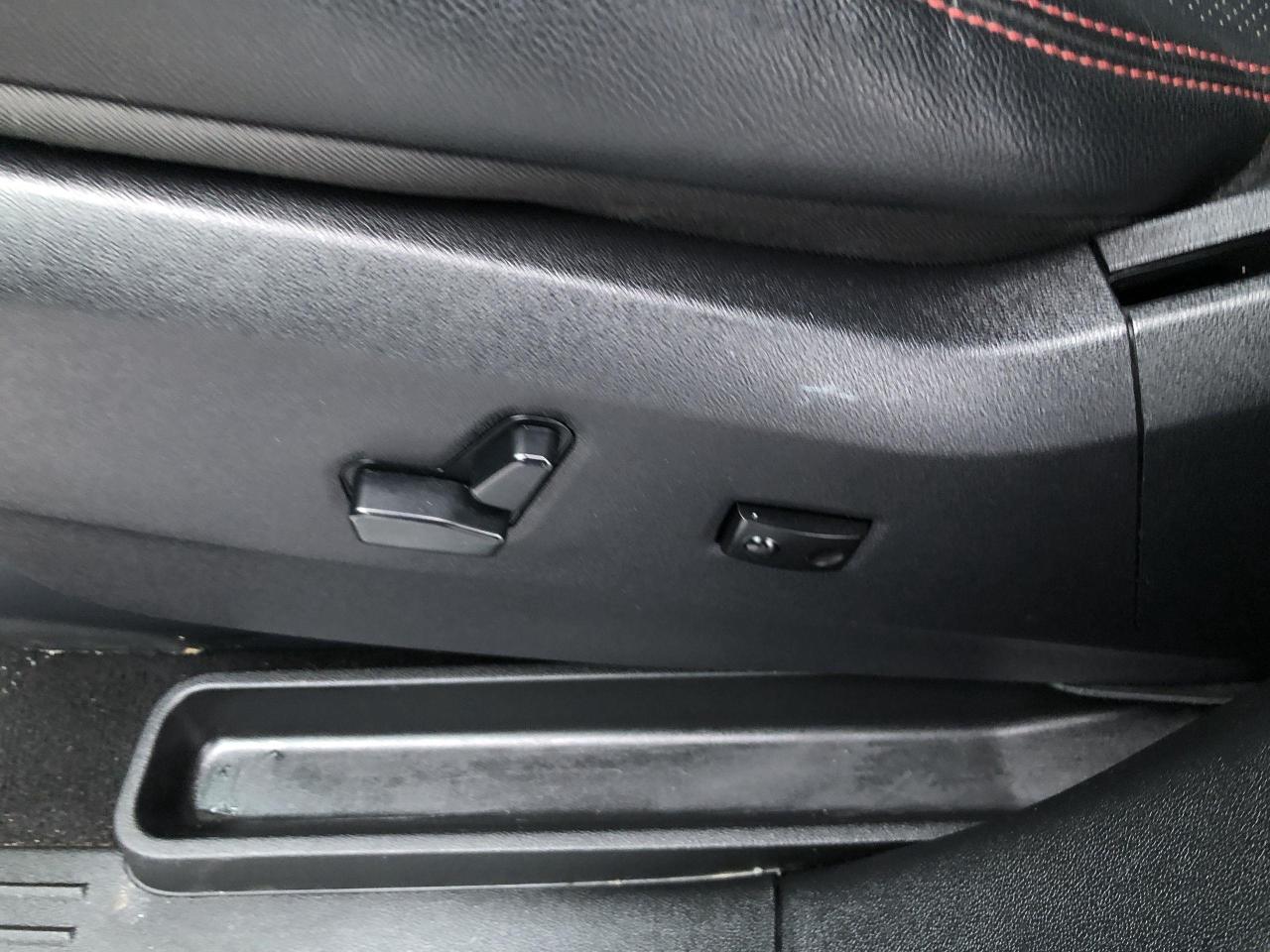 2020 Dodge Grand Caravan GT 7 PASSENGER, LEATHER, POWER SLIDING DOORS, HTD. Photo