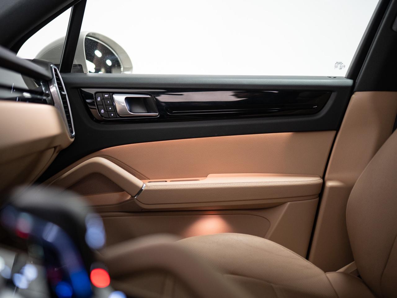 2022 Porsche Cayenne PREMIUM PLUS PKG | BOSE | PANO | 21 IN Photo