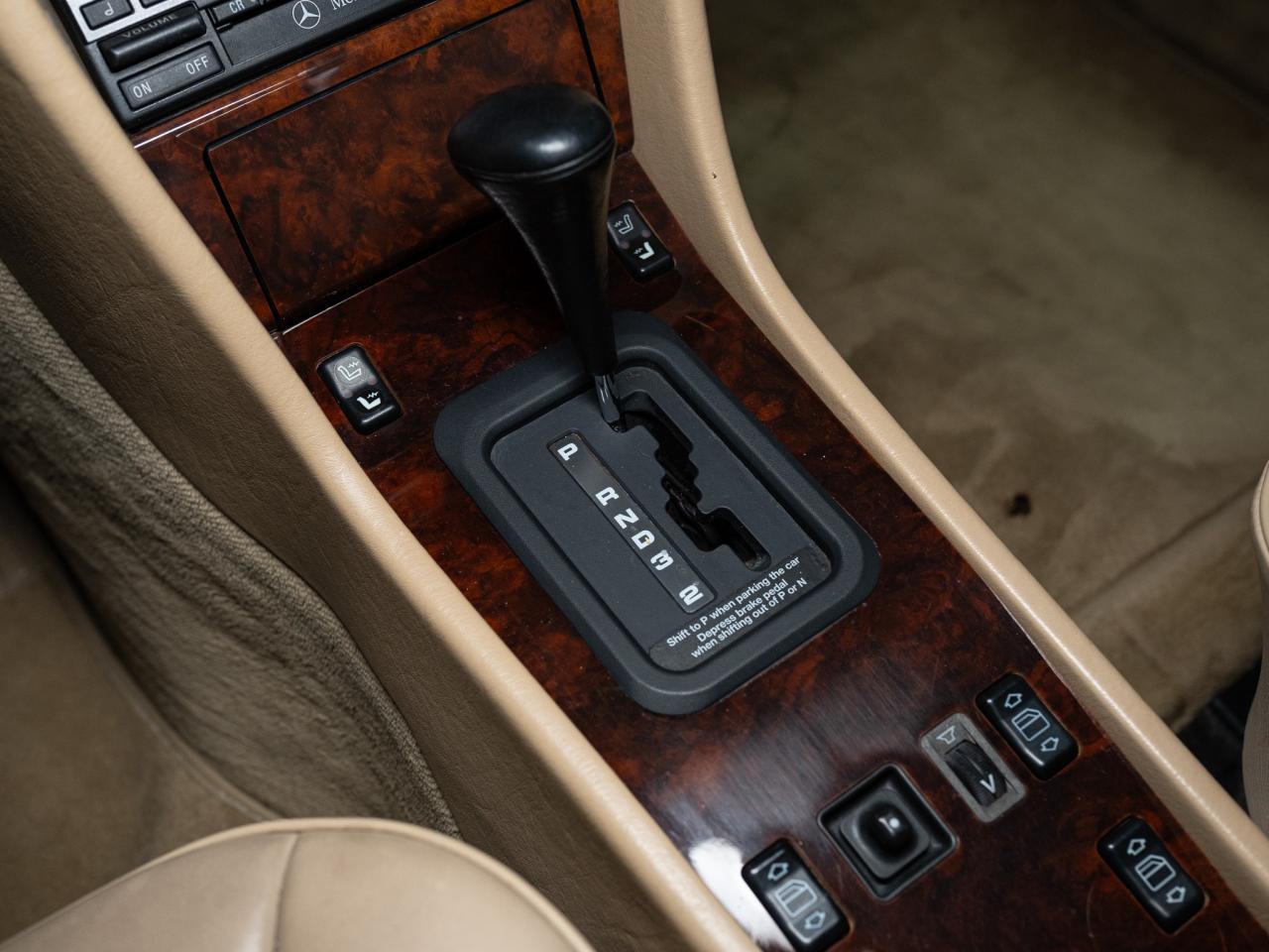 1990 Mercedes-Benz 300 Series CE | COUPE | SUNROOF | HEATED SEATS Photo