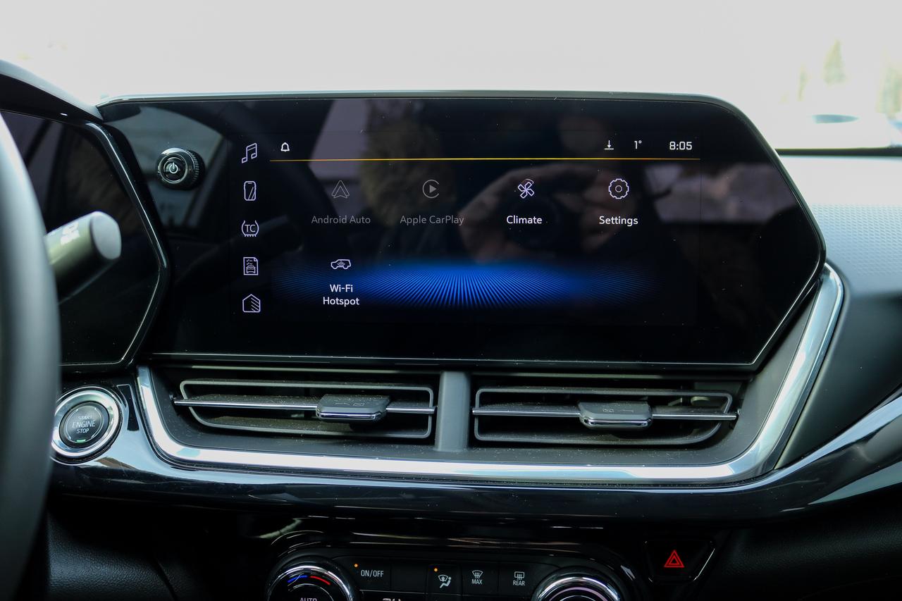 2024 Chevrolet Trax FWD 4dr ACTIV  | HEATED SEATS | BLIND SPOT | Photo