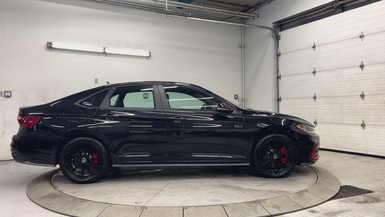 2025 Volkswagen Jetta GLI AUTOBAHN | LOW KMS! | 228HP | LEATHER | SUNROOF Photo