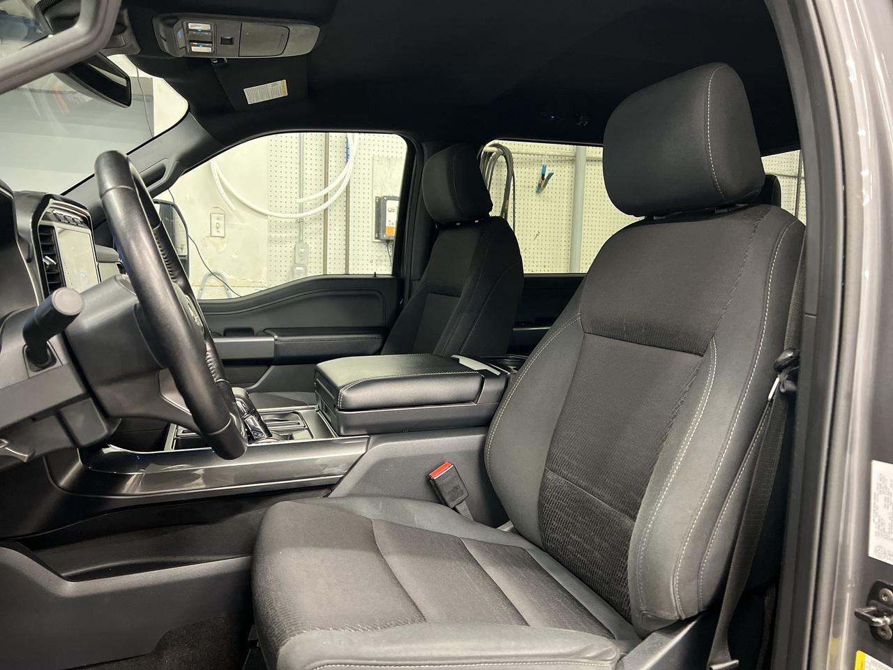 2022 Ford F-150 XLT SPORT 4X4 | CREW|3.5L ECOBOOST|CARPLAY|TOW PKG Photo