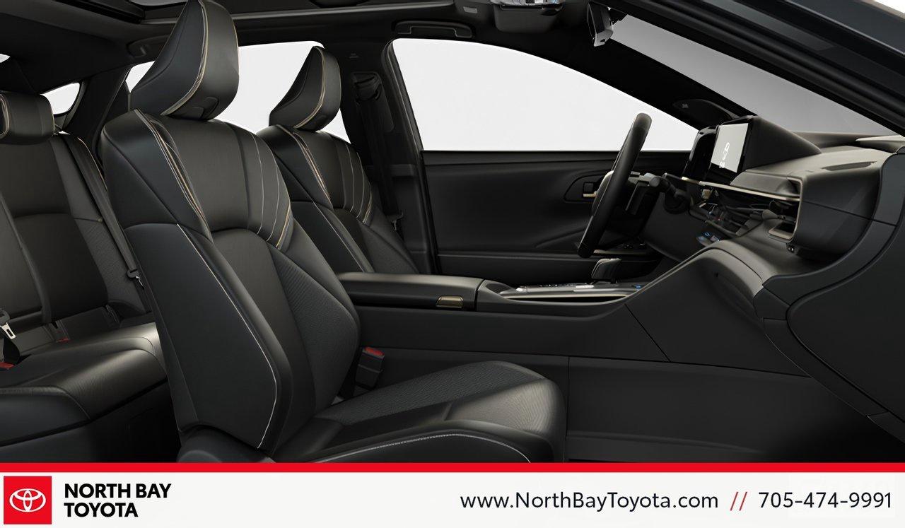 2026 Toyota Crown Hybrid PLATINUM Photo