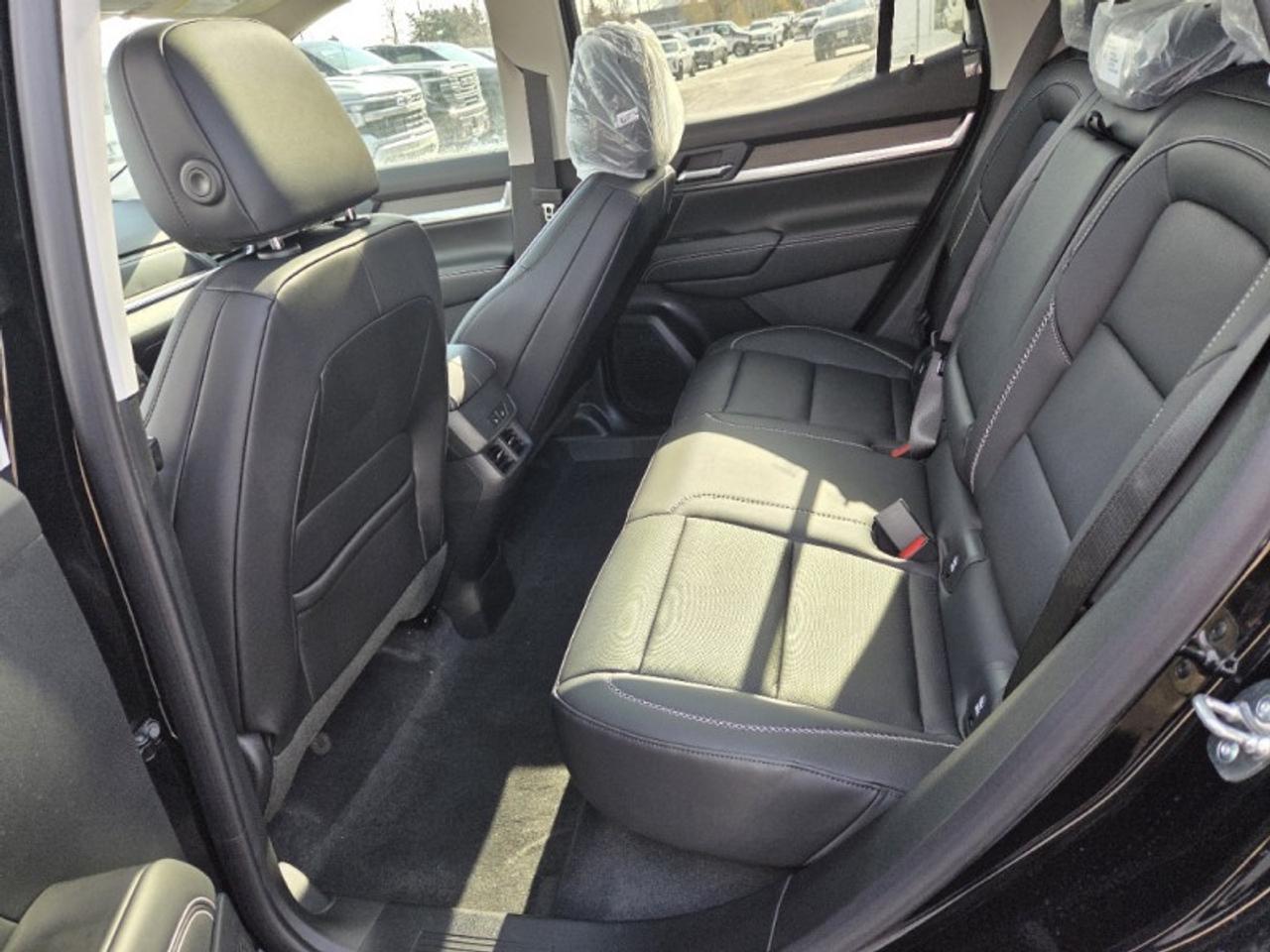 2026 GMC Terrain Denali  - Sunroof -  Cooled Seats Photo