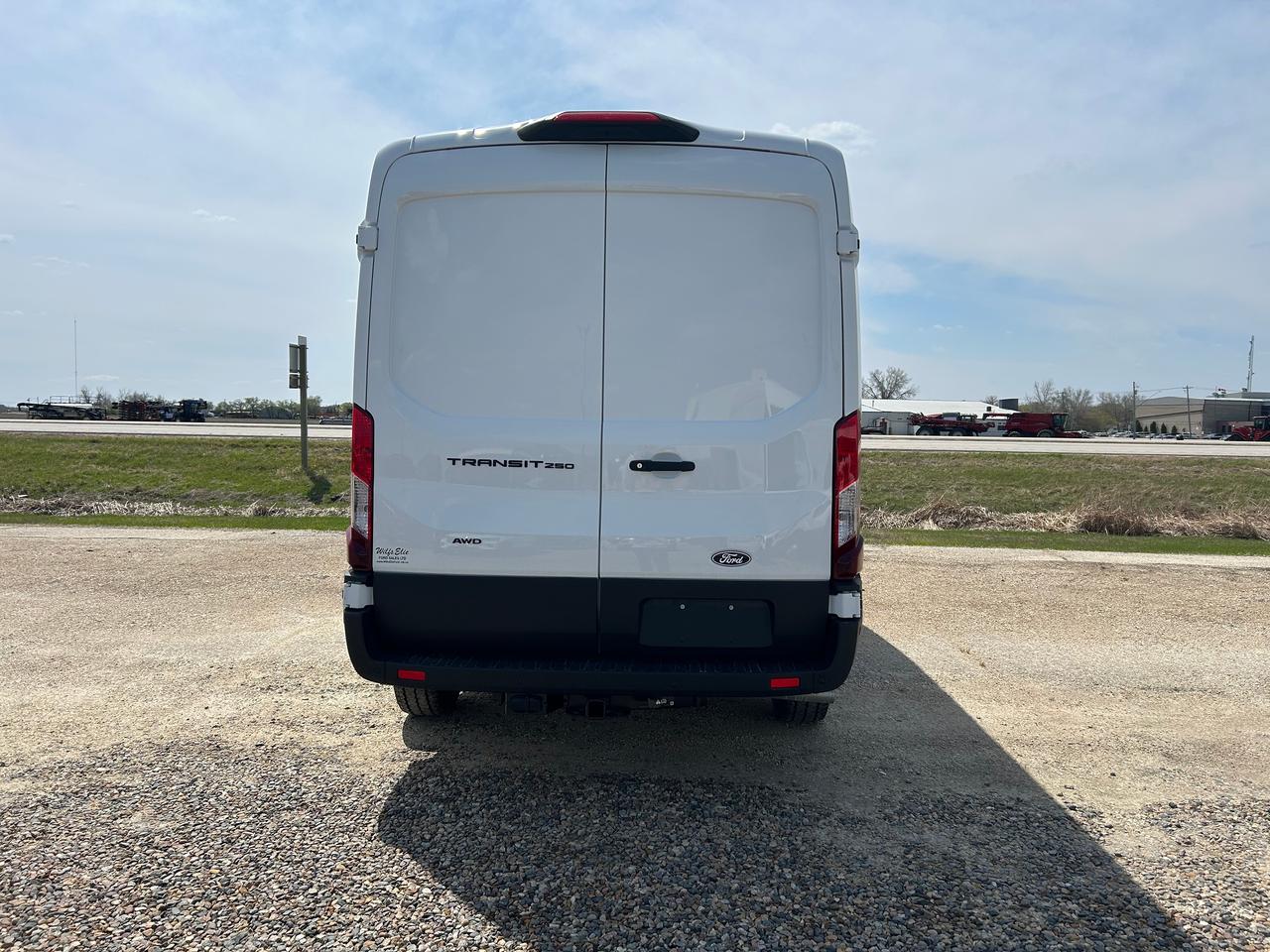 2026 Ford Transit Cargo Van BASE T-250 148 Med Rf 9070 GVWR AWD 101A Photo5