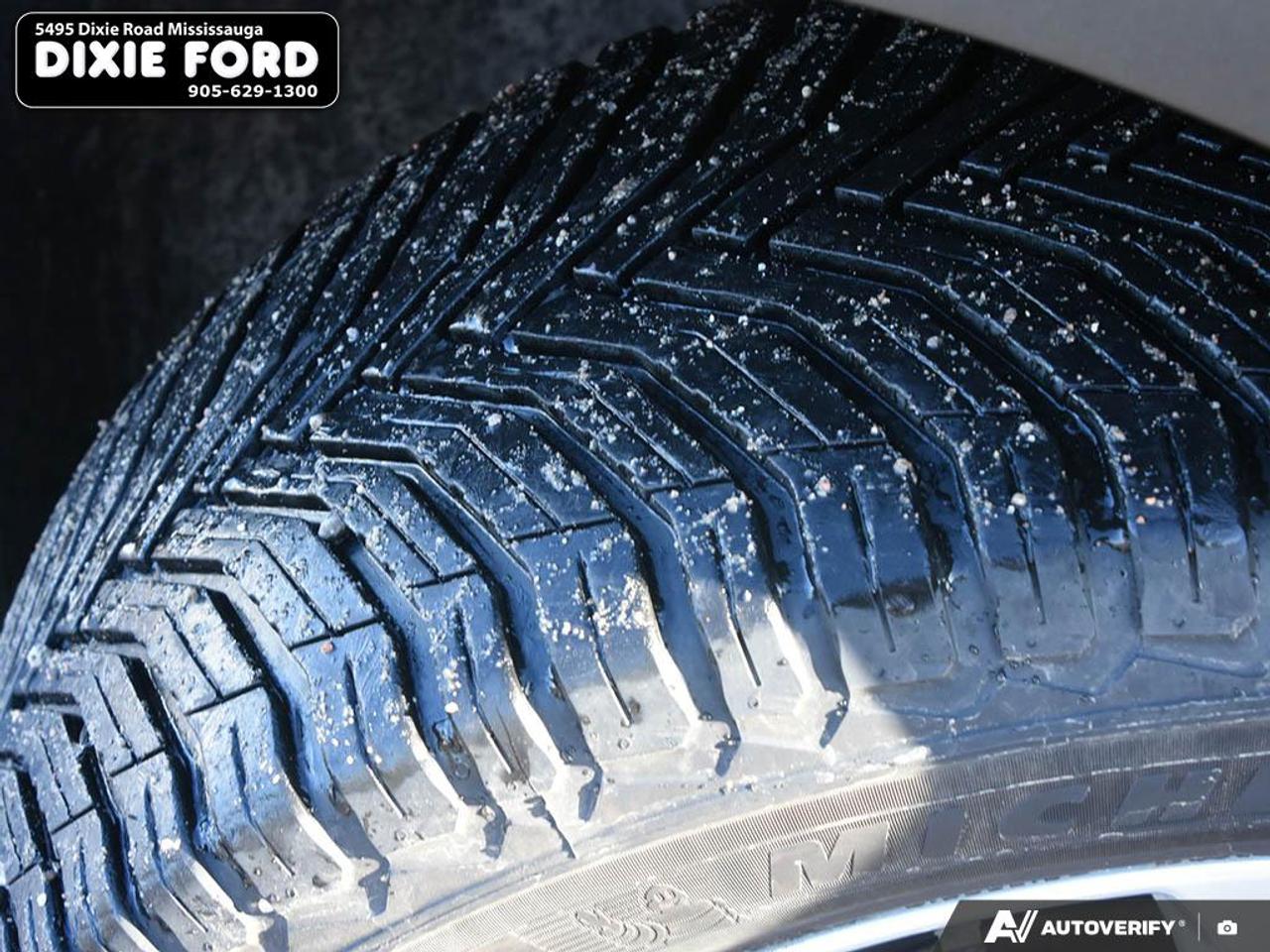 2017 Ford Escape SE Photo