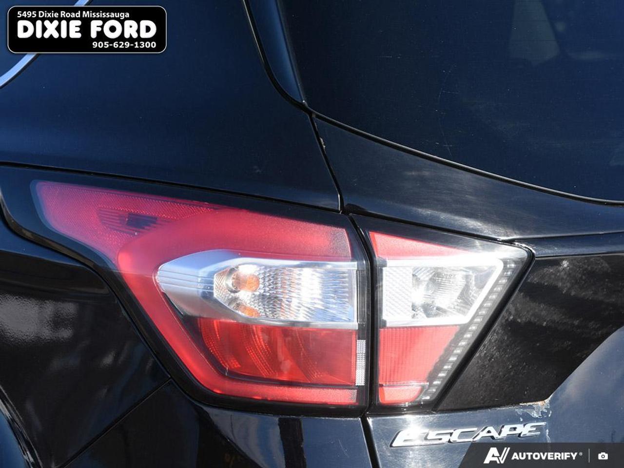 2017 Ford Escape SE Photo