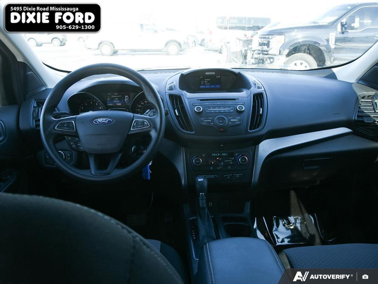 2017 Ford Escape SE Photo