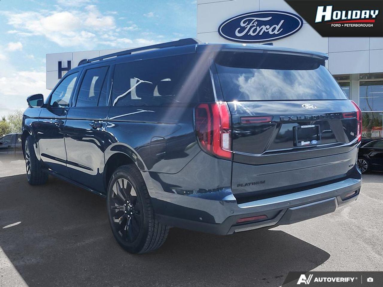 2025 Ford Expedition Platinum Max Photo