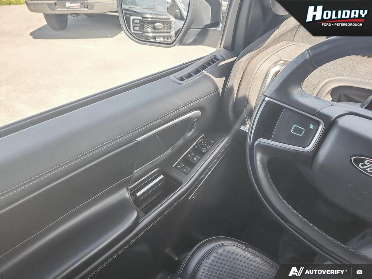 2025 Ford Expedition Platinum Max Photo