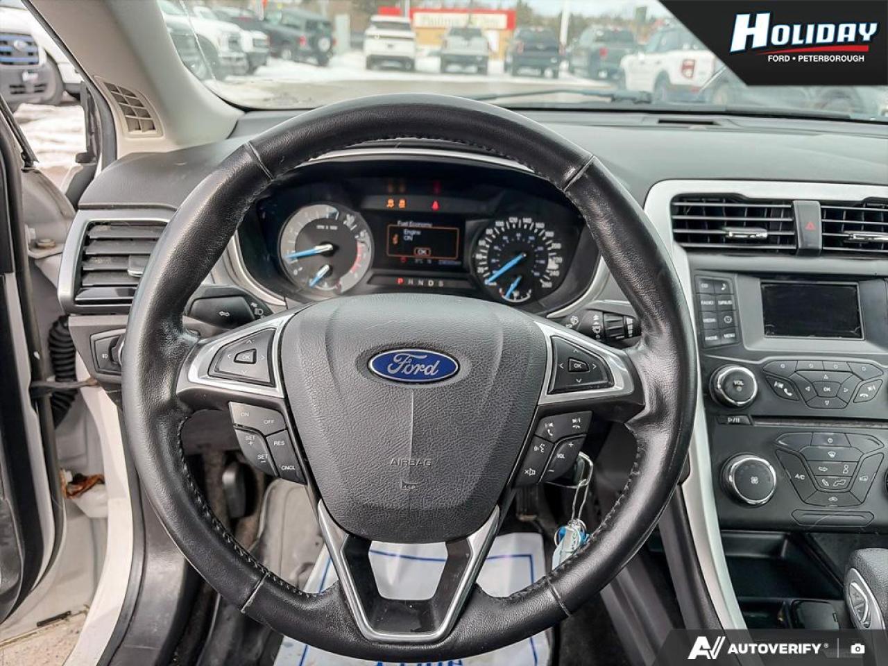 2013 Ford Fusion SE Photo
